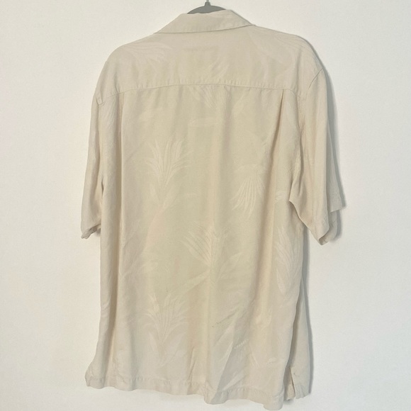 Beige Tommy Bahama Hawaiian camp shirt - Picture 4 of 5
